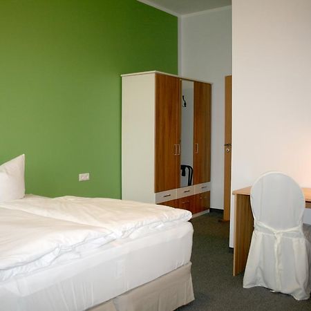 Lindencafe Luckenwalde Hotel Cameră foto